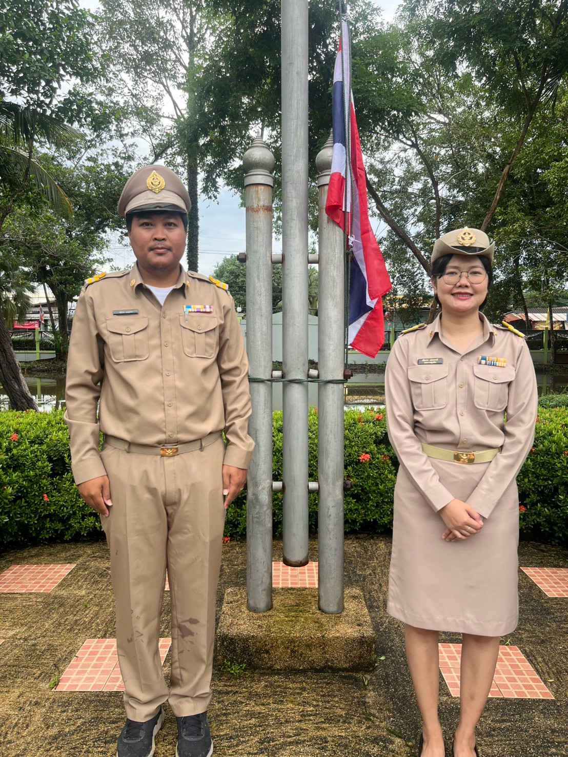 title -  ส.ป.ก.จันทบุรี จัดกิจกรรมเคารพธงชาติและเพลงชาติไทย เนื่องในวันพระราชทานธงชาติ (THAi NATional Flag DAY) 28 กันยายน ประจำปี 2569